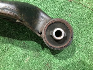 デフマウント SUBARU LEVORG OEM 41310YC001 VMG VM4 VM 2015