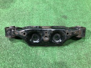 デフマウント SUBARU LEVORG OEM 41310YC001 VMG VM4 VM 2015