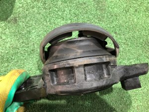 ยางแท่นเครื่อง SUBARU LEVORG OEM 41022SG000, 41022SG010 VMG VM4 VM 2015 FA20E CVT