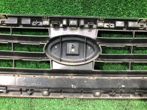 Grelha do radiador SUBARU LEVORG OEM 91121VA050 VMG VM4 VM 2015 Dark Gray 61K