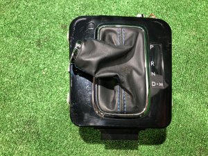 Funda de la palanca automática 35133VA010 SUBARU LEVORG
