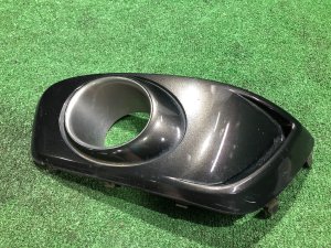 ฝาปิดช่องไฟตัดหมอกซ้าย SUBARU LEGACY OEM 57731AE610 BEE 2002