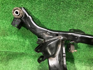 คานหลัง SUBARU LEVORG OEM 20152VA010 VM4 VMG VM 2015 FB16E CVT