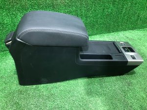 ช่องเก็บของและที่วางแขน SUBARU LEVORG OEM 92114VA010VH, 92114VA020VH, 92113VA000 VM4 VMG VM 2015 Blue Pearl K3X