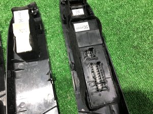 Window control module SUBARU LEVORG OEM 83071VA040, 83071VA043 VM4 VMG VM 2015 FB16E CVT