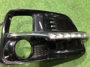заглушка туманки LED правая 57731VA040 SUBARU LEVORG