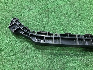 Soporte derecho del parachoques trasero SUBARU LEVORG OEM 57707VA130 VM4 VMG VM 2015 Blue Pearl K3X