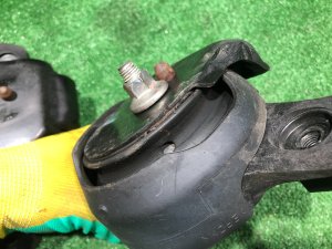 Подушки двигателя SUBARU LEVORG OEM 41022SG000, 41022SG010 VM4 VMG VM 2015 FB16E CVT