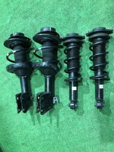 Amortiguadores комплект SUBARU LEVORG OEM 20310VA270, 20310VA260, 20365VA071 VM4 VMG VM 2015 FB16E CVT