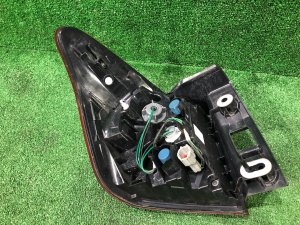 Piloto trasero derecho SUBARU LEVORG OEM 84912VA041 VM4 VMG VM 2015