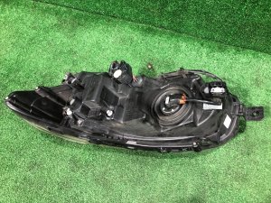 Faro derecho SUBARU LEVORG OEM 84002VA000, 84002VA002 VM4 VMG VM 2015