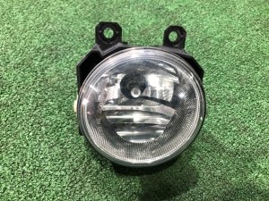Farol de nevoeiro esquerdo SUBARU LEVORG OEM 84501AJ060 VM4 VMG VM 2015