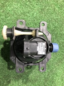 Farol de nevoeiro esquerdo SUBARU LEVORG OEM 84501AJ060 VM4 VMG VM 2015