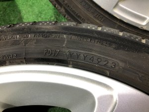 Pneus Yokohama BluEarth-GT AE-51 SUBARU LEVORG OEM 28121VA090 VM4 VMG VM 2015