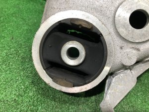 Travessa traseira RAND ROVER RANGE ROVER SPORT OEM LR098717, LR119671 2019 PТ204