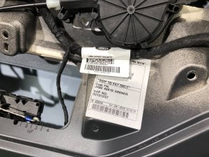 Tailgate рестайлинг RAND ROVER RANGE ROVER SPORT OEM LR181165 2019