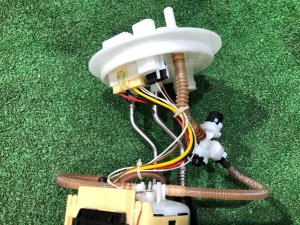 Bomba de combustível LAND ROVER RANGE ROVER SPORT OEM LR116191 2019 PТ204