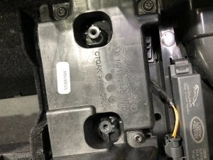 Guantera y reposabrazos LAND ROVER RANGE ROVER SPORT OEM LR100257 2019