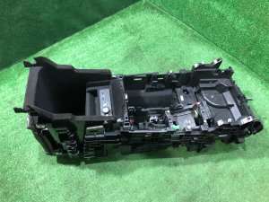 手套箱与扶手 LR100257 LAND ROVER RANGE ROVER SPORT