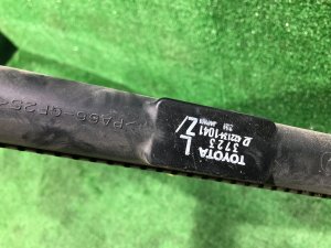ラジエーター TOYOTA PRIUS OEM 1640037230, 4221341041 ZVW30 2012 2ZRFXE
