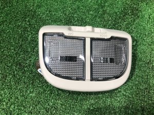 Плафон салона центральный 84641AJ010ME SUBARU LEVORG