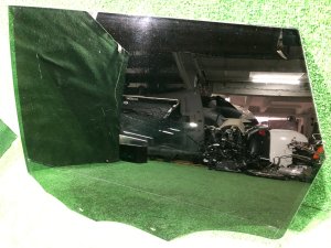Vidro da porta traseira esquerda LAND ROVER RANGE ROVER SPORT OEM LR043954 2019