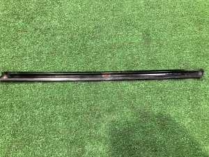 Moldura de la ventanilla lateral izquierda LAND ROVER RANGE ROVER SPORT OEM LR044118 2019