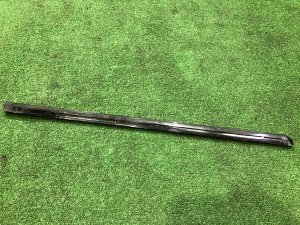 右サイドウインドウモール LAND ROVER RANGE ROVER SPORT OEM LR044116 2019