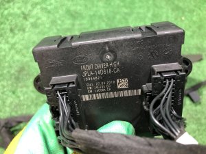 右フロントドアハーネス LAND ROVER RANGE ROVER SPORT OEM LR119326, KK62-14631-BBE 2019 PТ204