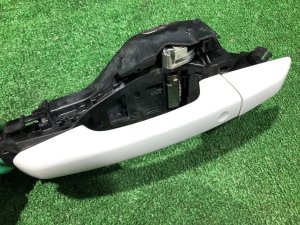 Manilla de la puerta trasera derecha LAND ROVER RANGE ROVER SPORT OEM LR112353, DK62-224A00 2019