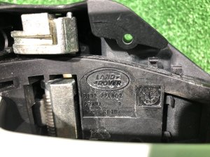 Manilla de la puerta trasera derecha LAND ROVER RANGE ROVER SPORT OEM LR112353, DK62-224A00 2019
