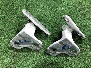 Left rear door hinges LAND ROVER RANGE ROVER SPORT OEM LR073600, LR073596 2019