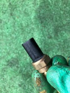 冷却液温度传感器 LAND ROVER RANGE ROVER SPORT OEM G4D312C538AA 2019 PТ204