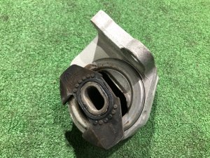 ยางแท่นเกียร์อัตโนมัติ LAND ROVER RANGE ROVER SPORT OEM LR098750, JPLA6068AB 2019 PТ204