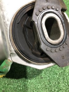 ยางแท่นเกียร์อัตโนมัติ LAND ROVER RANGE ROVER SPORT OEM LR098750, JPLA6068AB 2019 PТ204