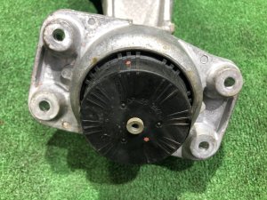 Engine mount LAND ROVER RANGE ROVER SPORT OEM LR123914, JPLA6A003CC 2019