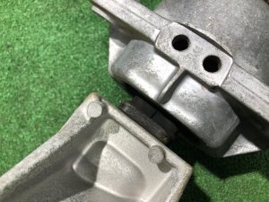 Engine mount LAND ROVER RANGE ROVER SPORT OEM LR123914, JPLA6A003CC 2019