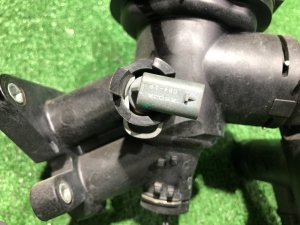 Thermostat LAND ROVER RANGE ROVER SPORT OEM LR106640, LR140116, LR093328, H4P3-8575-AE 2019