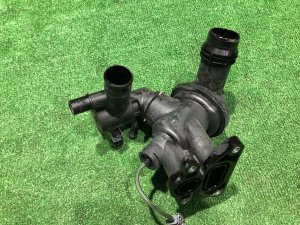 Thermostat LAND ROVER RANGE ROVER SPORT OEM LR106640, LR140116, LR093328, H4P3-8575-AE 2019