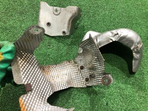 Proteção térmica do turbo LAND ROVER RANGE ROVER SPORT OEM LR081627, H4P3-6K738-KA 2019 PТ204