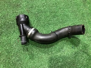 水箱软管 JPLA-18K618-AB LAND ROVER RANGE ROVER SPORT