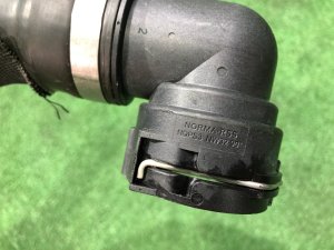Патрубок охлаждения LAND ROVER RANGE ROVER SPORT OEM LR093671, HX73-8A520-A 2019