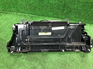 ช่องเก็บของหน้า LAND ROVER RANGE ROVER SPORT OEM LR084578 2019