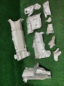 Exhaust heat shields LAND ROVER RANGE ROVER SPORT OEM LR092621, LR136830 2019 PТ204
