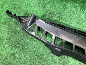 リアバンパーブラケット LAND ROVER RANGE ROVER SPORT OEM LR045180 2019