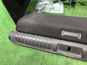 แผงบุห้องเก็บของท้าย LAND ROVER RANGE ROVER SPORT OEM LR114234, LR068092 2019