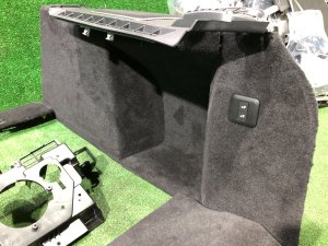 แผงบุห้องเก็บของท้าย LAND ROVER RANGE ROVER SPORT OEM LR114234, LR068092 2019