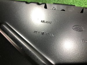 Battery bracket LAND ROVER RANGE ROVER SPORT OEM LR099081, JPLA-10748-AD 2019