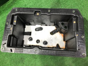 电瓶支架 LAND ROVER RANGE ROVER SPORT OEM LR122948, JPLA-10697-BG 2019