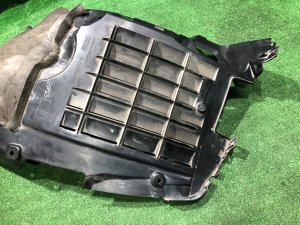 Pasarruedas delantero derecho LAND ROVER RANGE ROVER SPORT OEM LR076771, JPLA-16A573-A 2019
